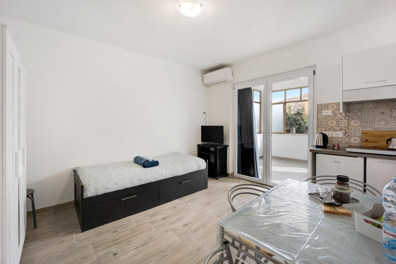 Il Gattino Di Porto Appartamento 3 Imperia Esterno foto